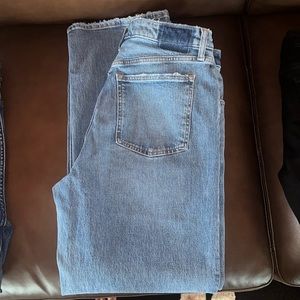 Abercrombie & Fitch The 90s Relaxed High Rise Jean Curve Love
